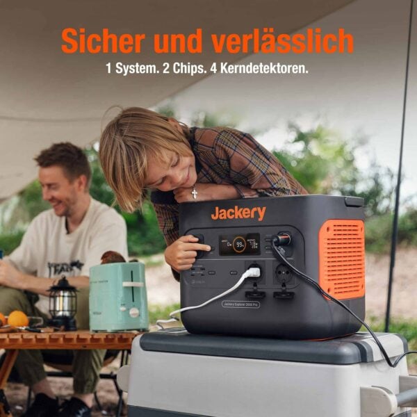 Jackery Explorer 2000 Pro